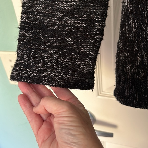 Classy Black/Grey Space-dyed knit sweater from Classiques Entier in size M - Picture 8 of 9